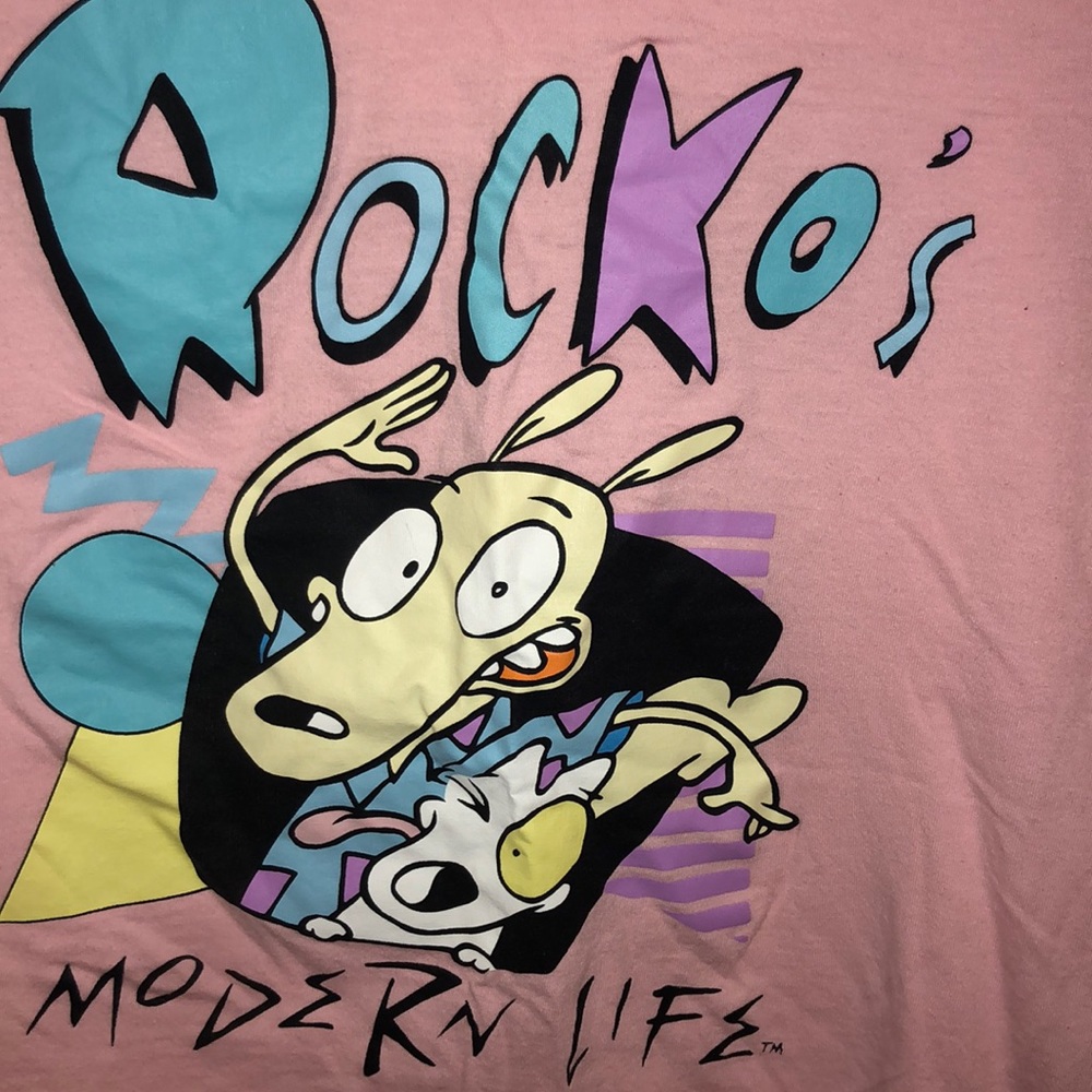 Light pink graphic tee - Picture 1 of 4
